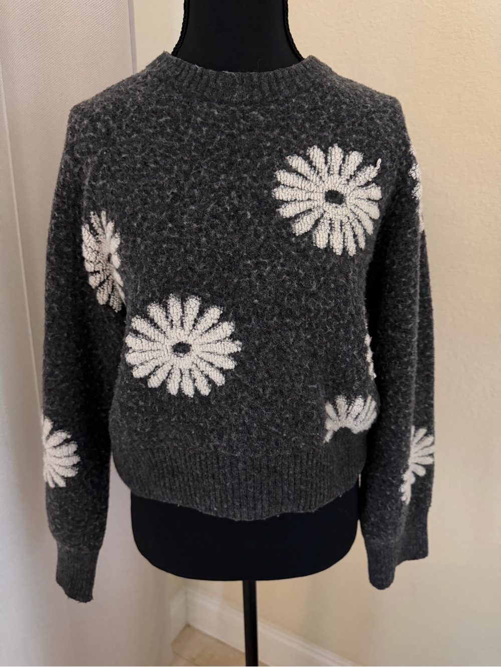 Sandro Paris Daisy Floral Fuzzy Knit Crewneck Sweater Gray Size 2 M - Picture 2 of 12